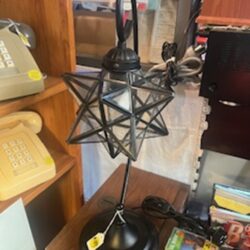 Black Star Polygon lamp