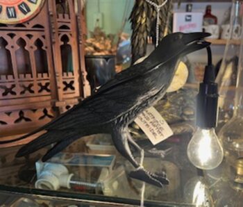 Crow lamp