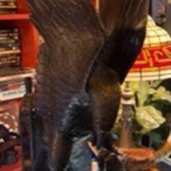 Eagle sculpture 1